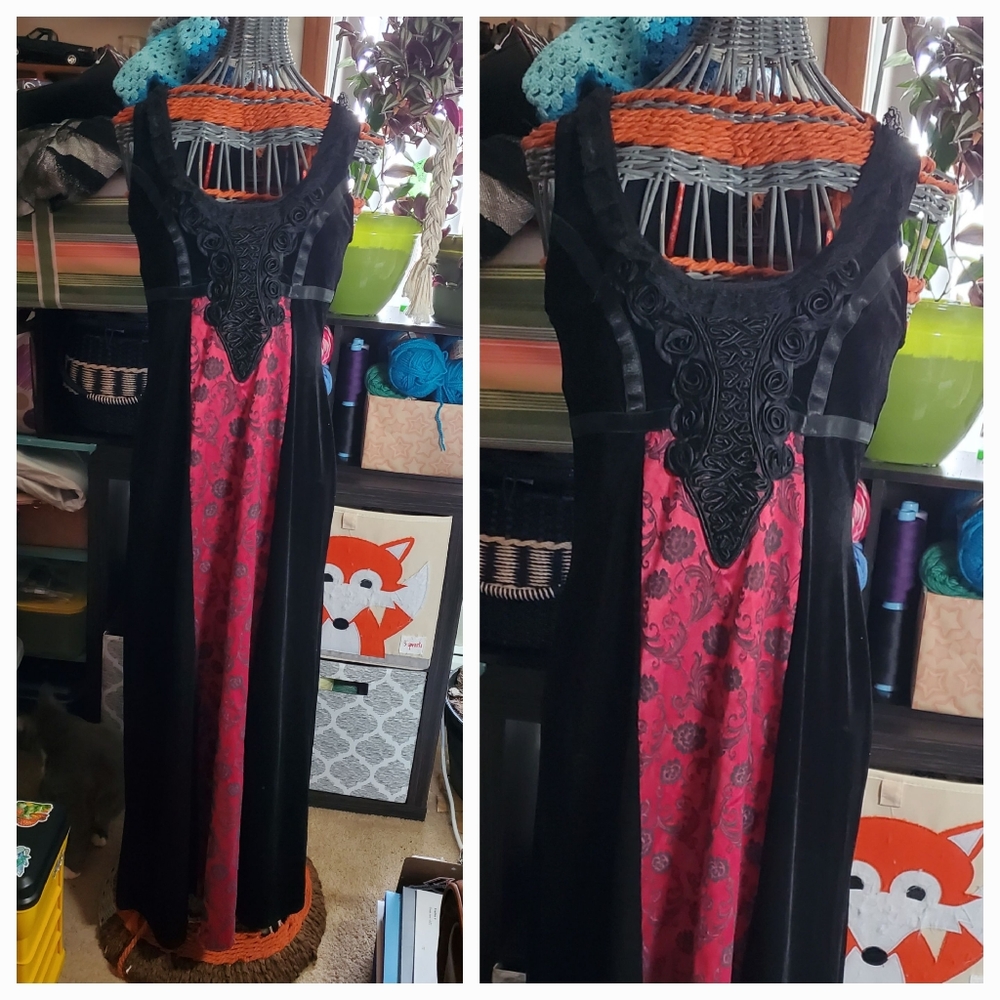 CYKXTEES Vintage Y2K Black Velvet Dress Long Gown size Small